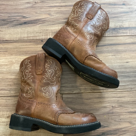 Ariat Boot - Picture 3 of 9